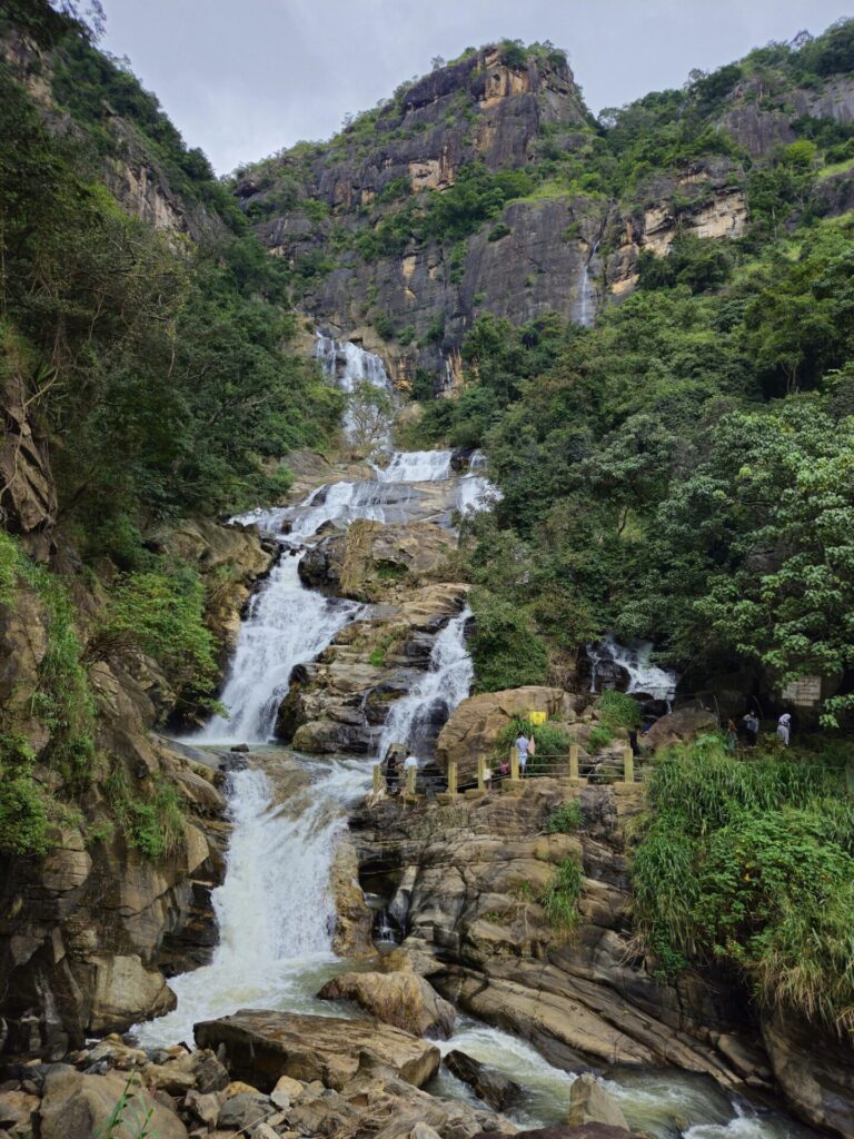 Ravna Falls