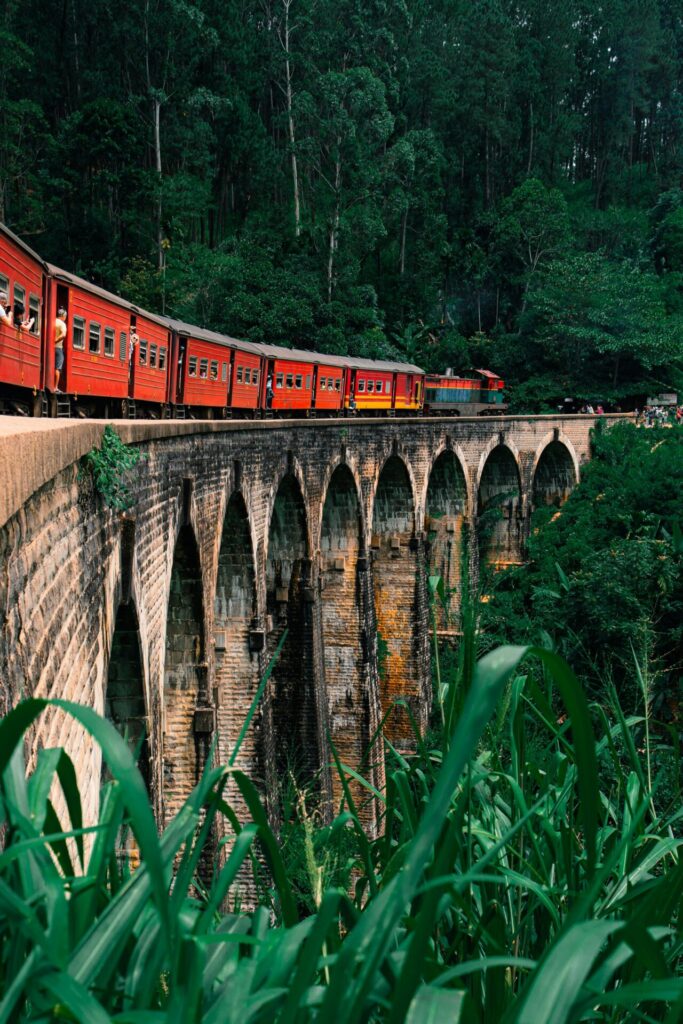 Colombo to Badulla train 